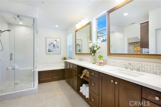 112 Cerrero Court, Rancho Mission Viejo CA: https://media.crmls.org/medias/ef4ff57f-5ea1-4f11-8742-010e1d8867a6.jpg
