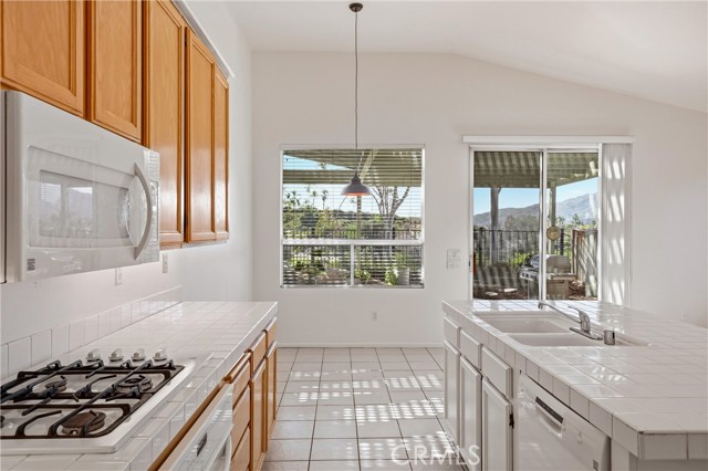 Image 19 of 67 For 31545 Via Cordoba