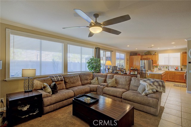 Detail Gallery Image 16 of 51 For 13624 Palomino Creek, Corona,  CA 92883 - 4 Beds | 3 Baths