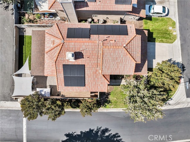 1105 W Victoria Street, Rialto CA: https://media.crmls.org/medias/ef528a0a-48e0-448e-a4bf-ffe5f2c20cc6.jpg