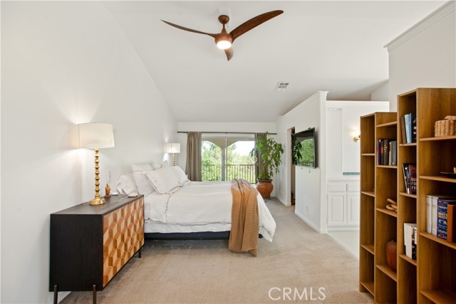 10431 Tussing Ranch Court, Apple Valley CA: https://media.crmls.org/medias/ef5332a1-f147-43da-9ce6-8039992a7866.jpg