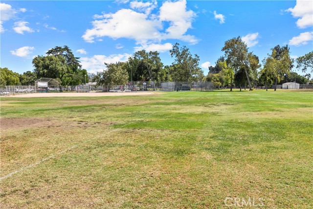 3556 Rutgers Avenue, Long Beach CA: https://media.crmls.org/medias/ef53a54d-5db9-4226-9fc8-bdded46da2ef.jpg
