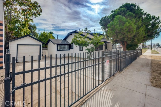 Detail Gallery Image 2 of 27 For 1767 N E, San Bernardino,  CA 92405 - 3 Beds | 1 Baths