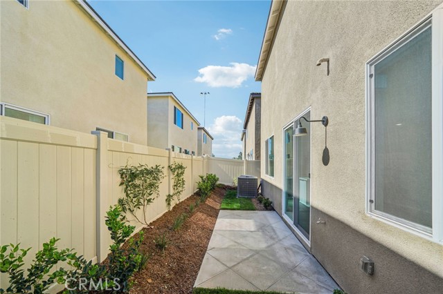 Detail Gallery Image 53 of 62 For 2071 Bergamot St, Redlands,  CA 92374 - 3 Beds | 2/1 Baths