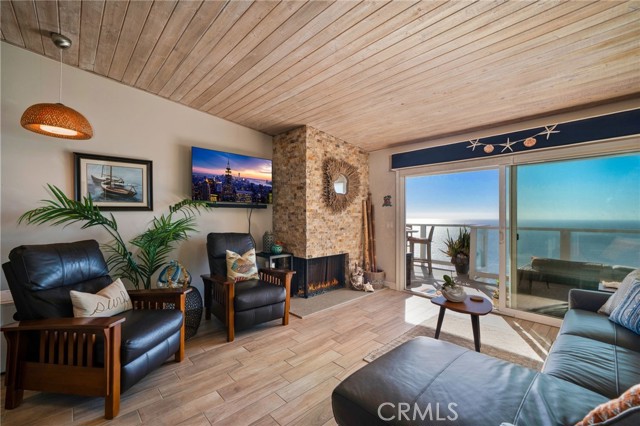 Image 4 of 34 For 34365 Dana Strand  3