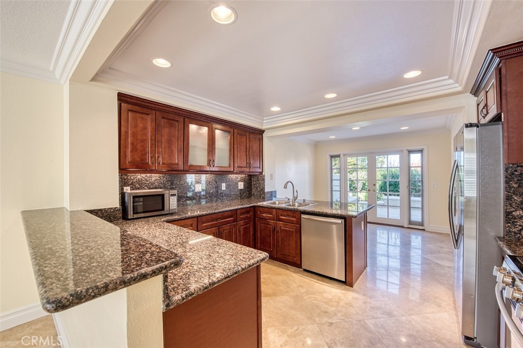 MLS #OC25241861 image #10