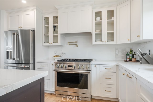 Image 7 of 21 For 492 Graham  