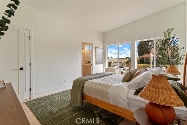 Detail Gallery Image 25 of 52 For 23755 Clarendon, Woodland Hills,  CA 91367 - 4 Beds | 3 Baths