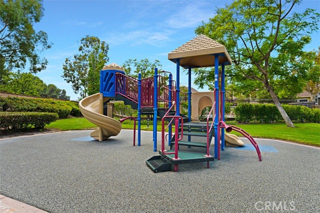 26232 Morning Glen, Lake Forest CA: https://media.crmls.org/medias/ef5842bb-cc04-4eff-9889-a8c997210910.jpg