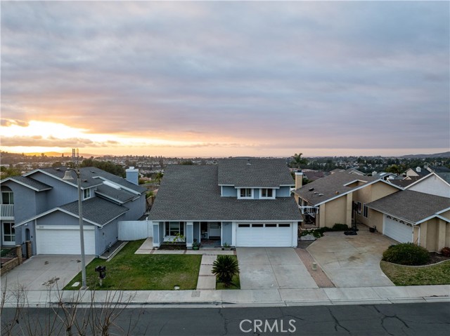 Detail Gallery Image 2 of 22 For 21741 Jornada, Mission Viejo,  CA 92692 - 4 Beds | 2/1 Baths