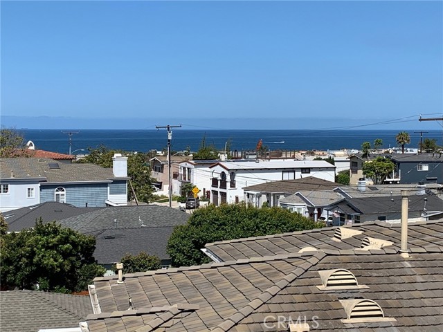 1110 2nd Street, Hermosa Beach, California 90254, 4 Bedrooms Bedrooms, ,2 BathroomsBathrooms,Residential,Sold,2nd,SB21178030