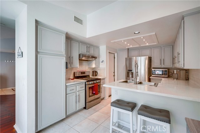 Detail Gallery Image 10 of 39 For 3535 Sweetwater Circle, Corona,  CA 92882 - 3 Beds | 2 Baths