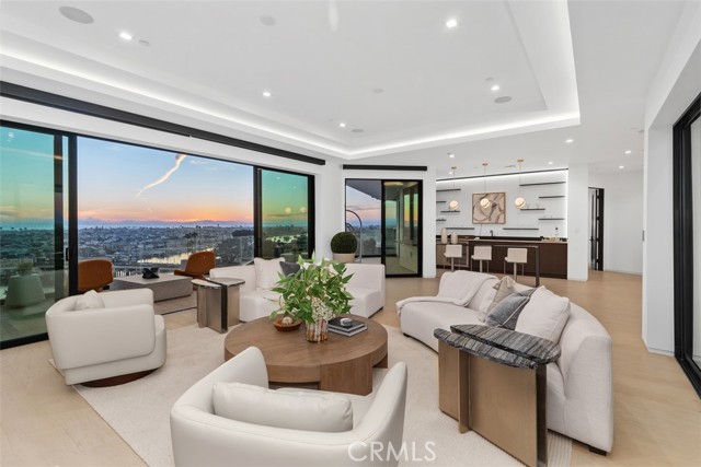 Detail Gallery Image 36 of 58 For 1207 Dolphin Ter, Corona Del Mar,  CA 92625 - 6 Beds | 6/2 Baths