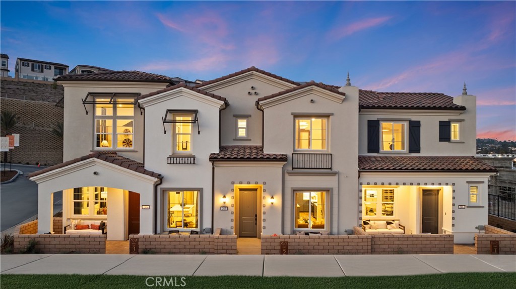 22013 Florence Circle