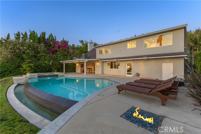 Detail Gallery Image 3 of 59 For 3109 Dona Susana Dr, Studio City,  CA 91604 - 4 Beds | 2 Baths