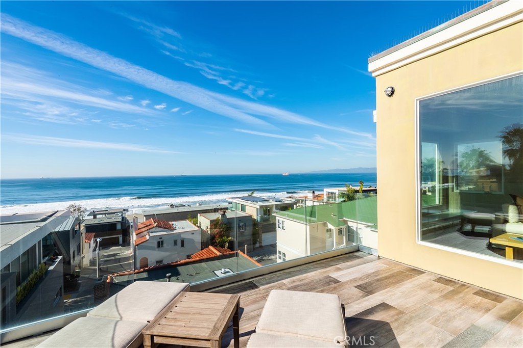 2909 Bayview Drive