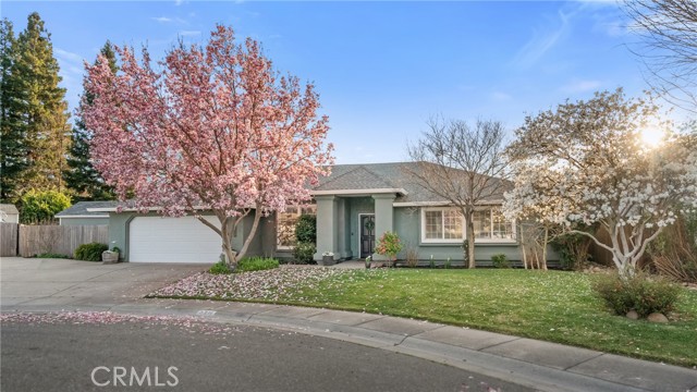 Detail Gallery Image 1 of 1 For 3211 Mount Whitney Ct, Chico,  CA 95973 - 3 Beds | 2/1 Baths