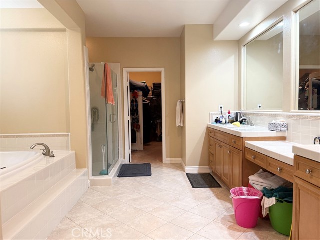 5721 Velvet Oak Court photo 25