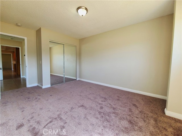 Detail Gallery Image 14 of 24 For 13195 13195 #FRONT,  Yucaipa,  CA 92399 - 3 Beds | 3 Baths