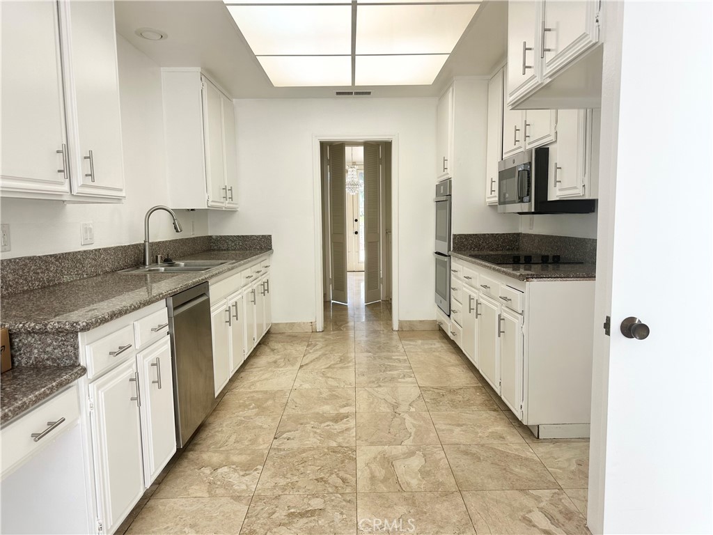 Ef5d23c2 F9bc 4921 8b4a 8fb79962017a