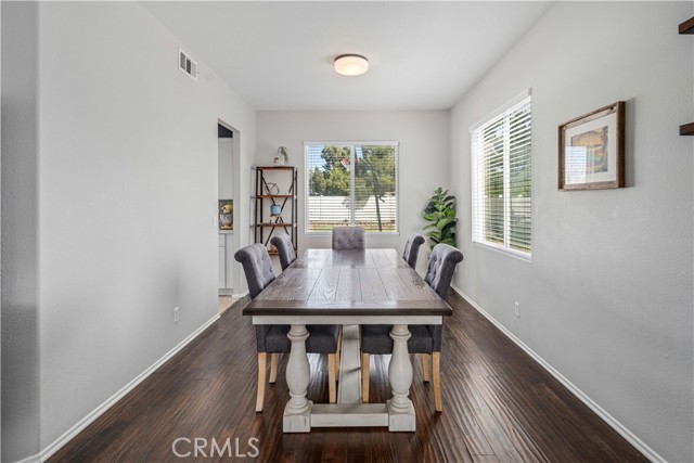 Detail Gallery Image 9 of 55 For 7337 Ridge View, Lancaster,  CA 93536 - 6 Beds | 3 Baths