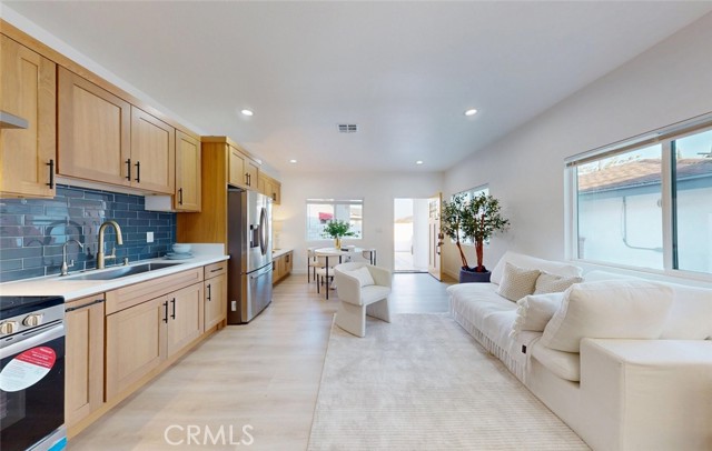 Detail Gallery Image 38 of 67 For 17541 Santa Cristobal, Fountain Valley,  CA 92708 - 4 Beds | 2/1 Baths