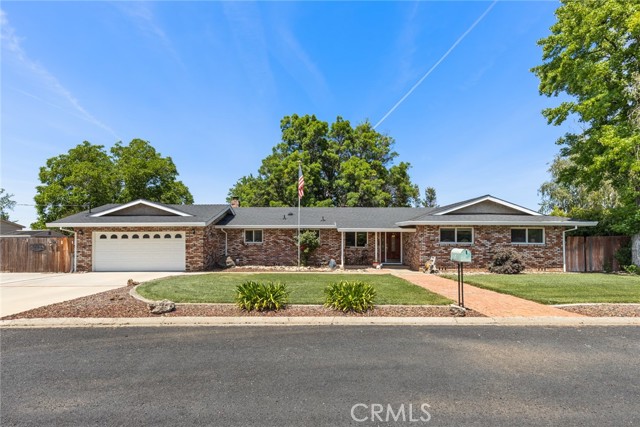 Detail Gallery Image 1 of 39 For 63 Our Way, Chico,  CA 95973 - 3 Beds | 2/1 Baths