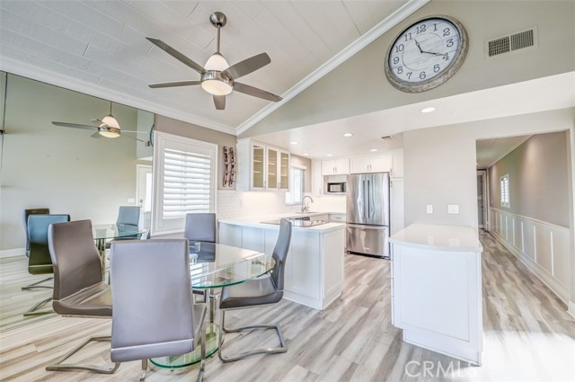 Detail Gallery Image 14 of 34 For 105 Avenida Del Reposo #C,  San Clemente,  CA 92672 - 2 Beds | 1 Baths