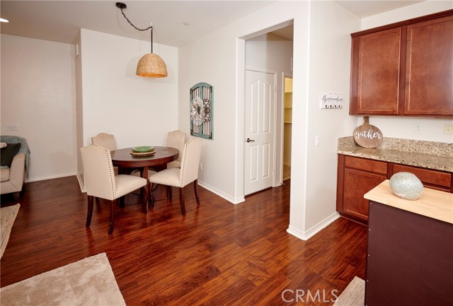 4049 Running Oak Lane, San Bernardino CA: https://media.crmls.org/medias/ef5ee200-ebdb-4295-8371-f6388937e80d.jpg