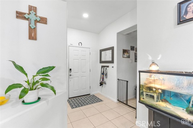 Detail Gallery Image 7 of 42 For 12218 Marla Ave, Bakersfield,  CA 93312 - 4 Beds | 2 Baths