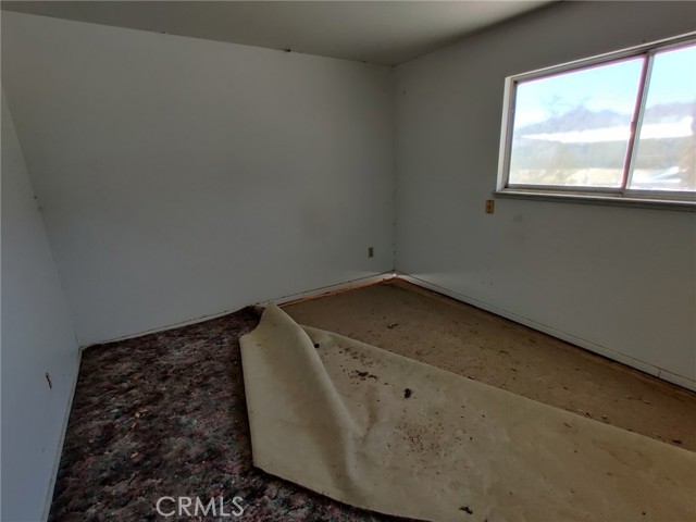 12166 Lakeview Drive, Trona, California 93562, 3 Bedrooms Bedrooms, ,1 BathroomBathrooms,Single Family Residence,For Sale,Lakeview,TR24153677