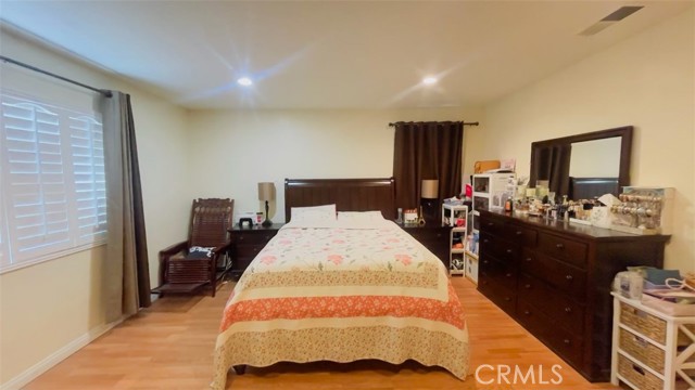 Detail Gallery Image 18 of 33 For 15721 Cobalt St #105,  Sylmar,  CA 91342 - 4 Beds | 2/1 Baths