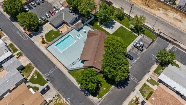 Detail Gallery Image 6 of 39 For 1501 E Avenue I #115,  Lancaster,  CA 93535 - 4 Beds | 2 Baths