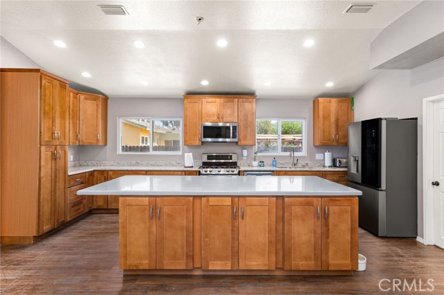 3696 Temescal Avenue, Norco CA: https://media.crmls.org/medias/ef5fb07f-502e-478e-96eb-6f39e6289fbe.jpg