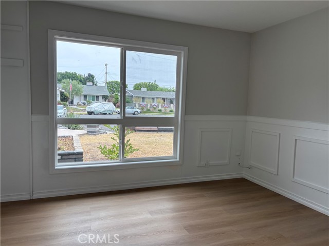 Detail Gallery Image 6 of 13 For 3202 Montana Ave, Costa Mesa,  CA 92626 - 4 Beds | 2 Baths