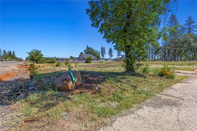 6588 Pentz Road, Paradise CA: https://media.crmls.org/medias/ef61412b-4690-4479-b0d4-00caf82bdc09.jpg