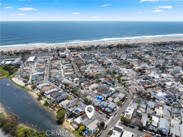 354 62nd Street, Newport Beach CA: https://media.crmls.org/medias/ef61820b-e352-4028-a9c5-49c37499a023.jpg