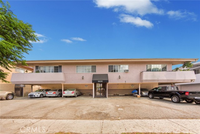 3630 Midvale Avenue Los Angeles, California Price Reduced $650,000. Seller Motivated. Well maintained, 20 units located in the prime - and high-rental demand - Palms area of the Westside. Six 2-bedroom, 1.5-bath units; thirteen 1-bedroom 1-bath and one studio on a large 16,000 square foot lot. 11 vacancies awaiting upgrade and higher rents. Great commuter location. 26 parking places, security gate and on-site laundry. This property is also offered as part of five building portfolio (see attached Offering Memorandum). Shown on accepted offers only. Please do not disturb the tenants or seller.