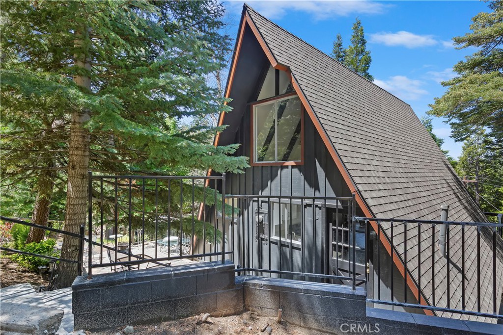 323 Mittry Lane