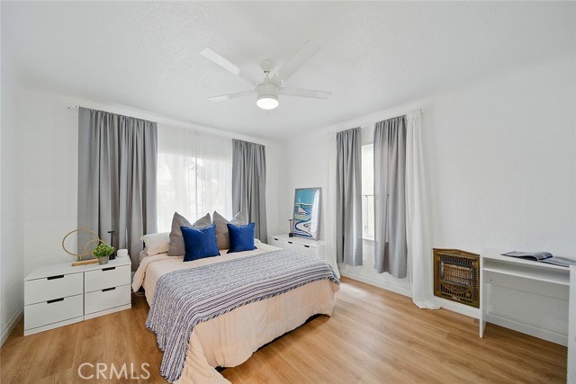 2200 Pine Avenue, Long Beach CA: https://media.crmls.org/medias/ef63db36-fd63-4311-9bf5-82e7fb6a1417.jpg