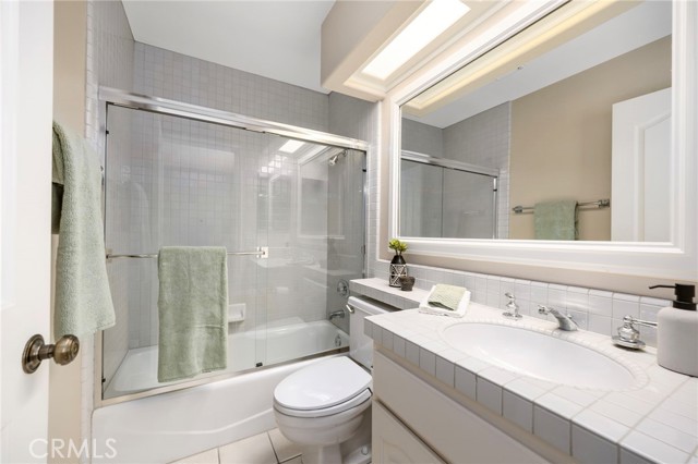 Detail Gallery Image 24 of 44 For 6230 Napoli Ct, Long Beach,  CA 90803 - 4 Beds | 4 Baths