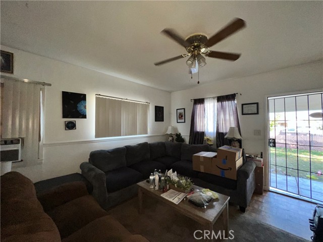 3855 Maine Avenue, Baldwin Park CA: https://media.crmls.org/medias/ef64f6d3-a805-4c18-80c2-091394da395d.jpg