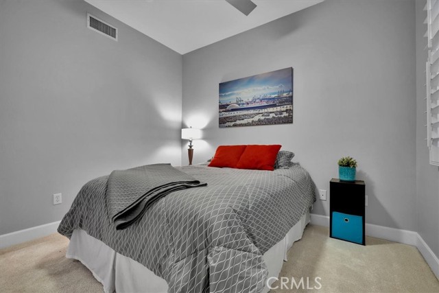 Image 38 of 75 For 300 4th Street 214