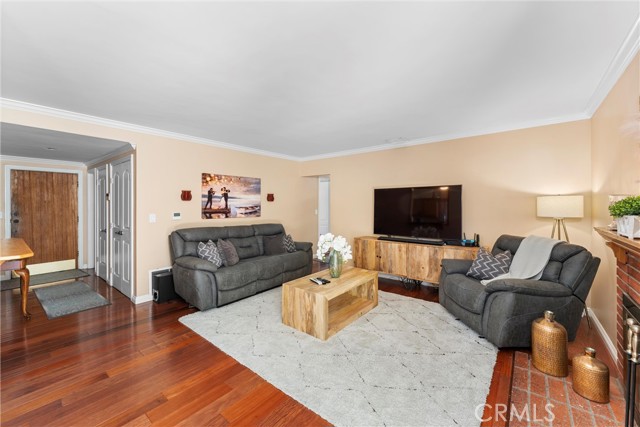 Detail Gallery Image 8 of 32 For 180 N De Lay Ave, Covina,  CA 91723 - 4 Beds | 2 Baths