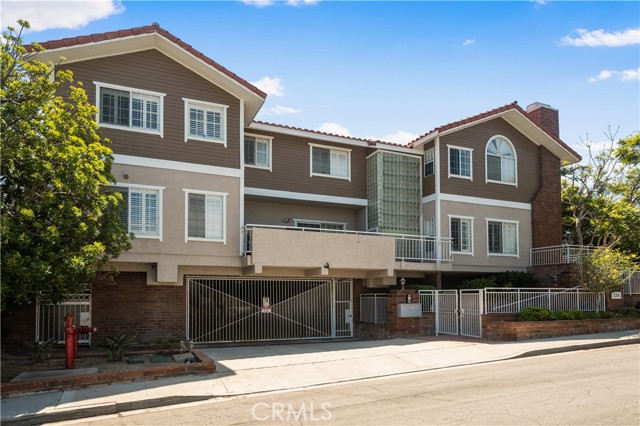 2006 Aviation Way, Redondo Beach CA: https://media.crmls.org/medias/ef661801-c785-463b-87e9-79ef135966b0.jpg