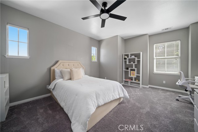 221 Silver Oak Drive, Paso Robles CA: https://media.crmls.org/medias/ef67ed38-a29d-443a-9b0f-68b19f3be95f.jpg