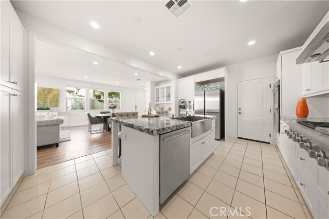 Detail Gallery Image 11 of 47 For 20629 Shepherd Hills, Diamond Bar,  CA 91789 - 5 Beds | 4/2 Baths