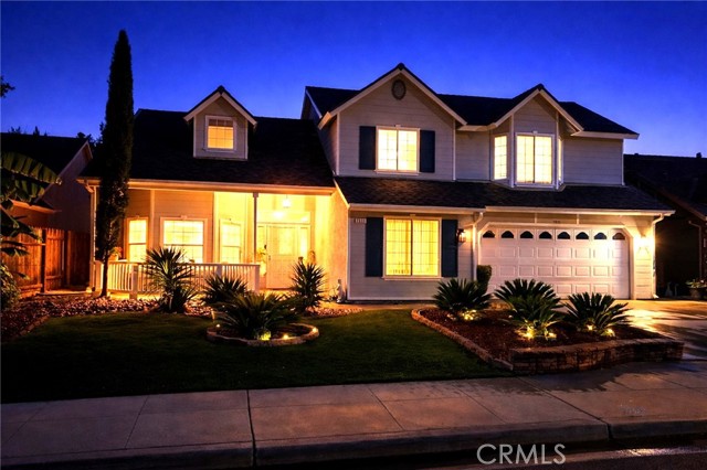 Detail Gallery Image 2 of 57 For 7835 N Matus, Fresno,  CA 93720 - 5 Beds | 3/1 Baths