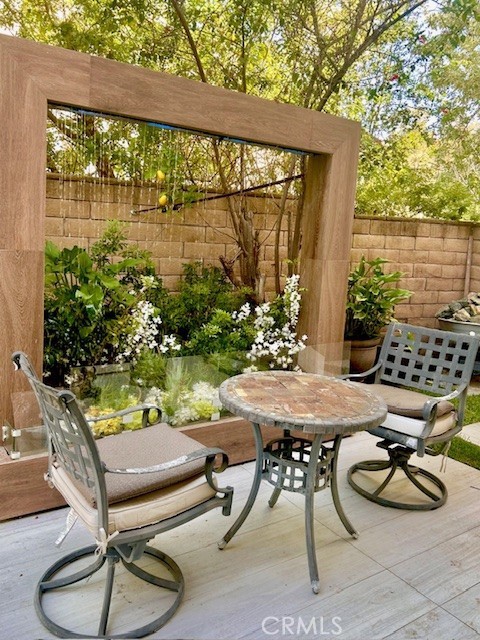 Detail Gallery Image 42 of 53 For 25432 Nottingham Ct, Laguna Hills,  CA 92653 - 5 Beds | 4/1 Baths