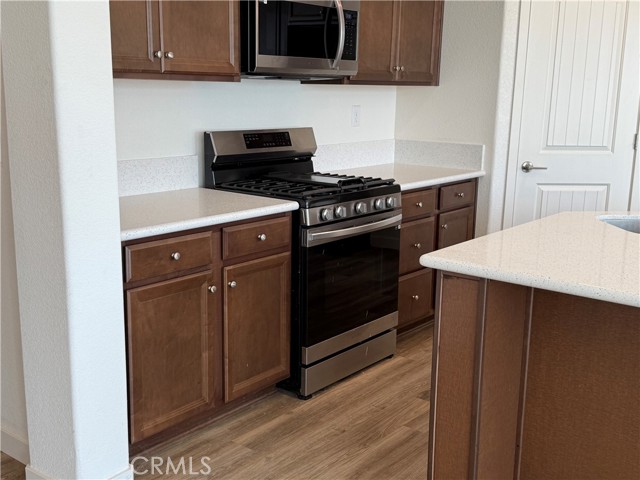 1858 Morro Court, Los Banos CA: https://media.crmls.org/medias/ef6af87b-55ac-4a2e-9796-1300ef796bac.jpg